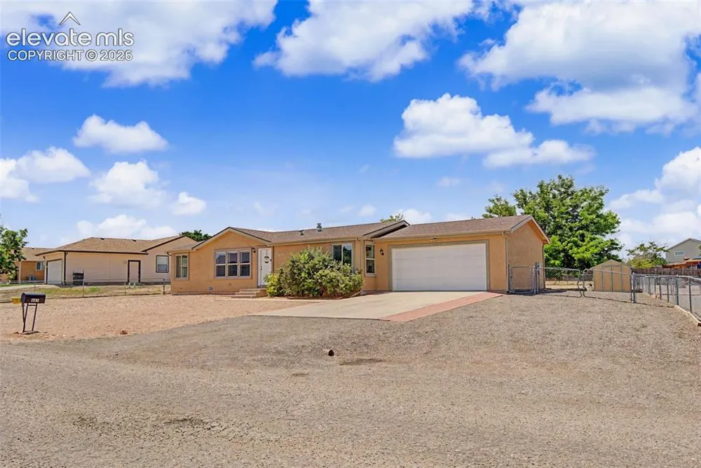 667 S Burro Drive Pueblo, CO 81007