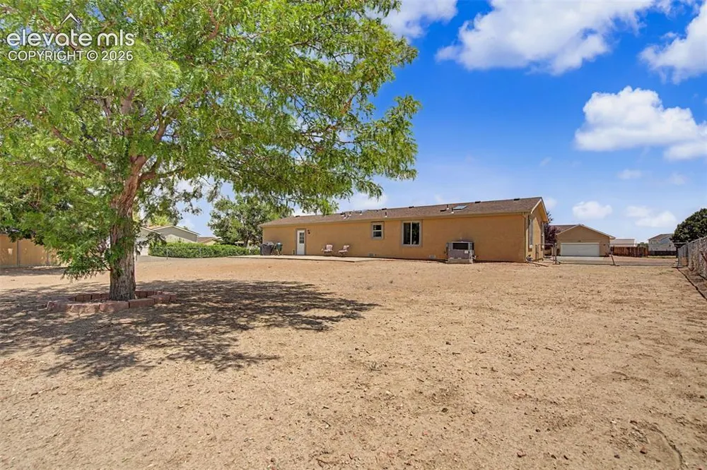 667 S Burro Drive Pueblo, CO 81007