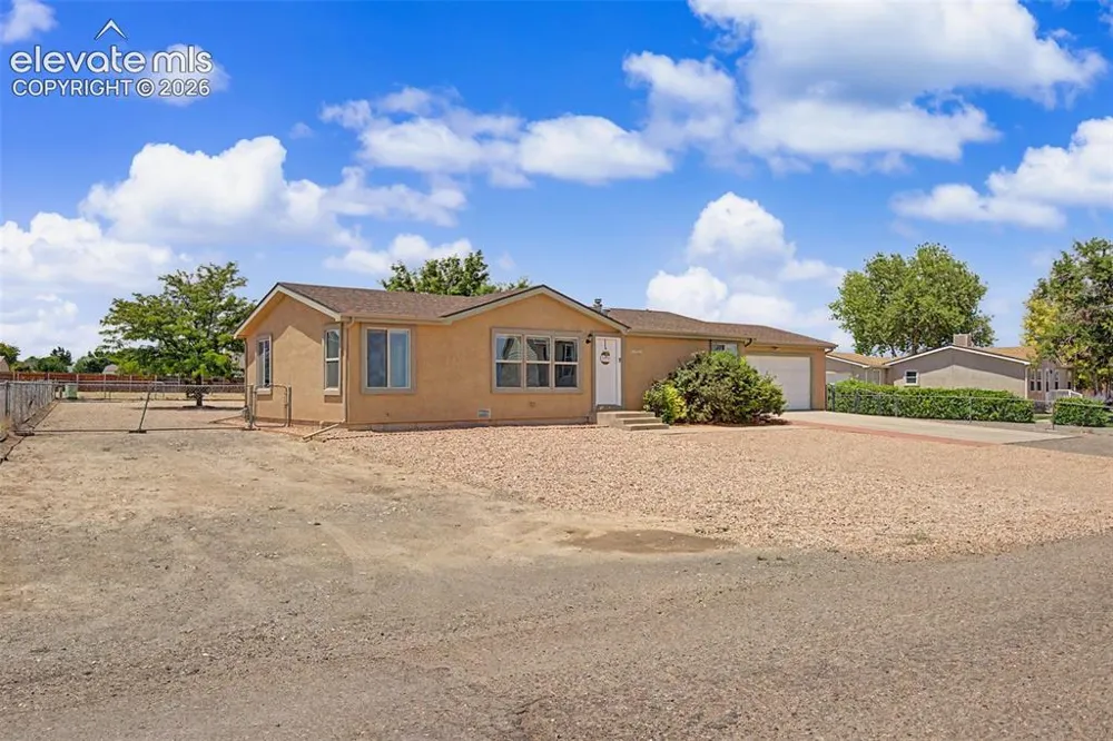 667 S Burro Drive Pueblo, CO 81007