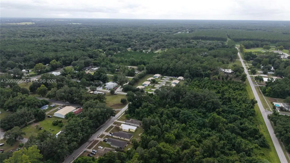 SW 2nd Ave Other City - In The State Of Florida, FL 32626