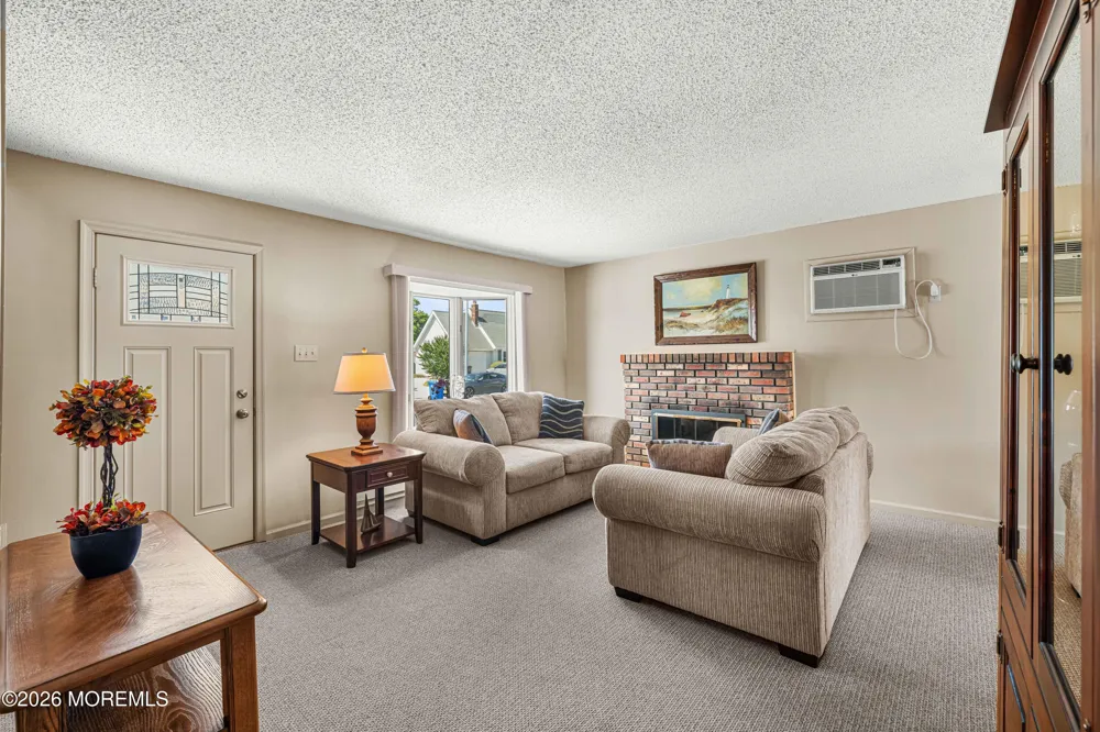 149 Arthur Drive Manahawkin, NJ 08050