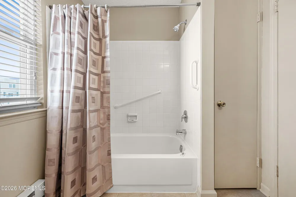 149 Arthur Drive Manahawkin, NJ 08050