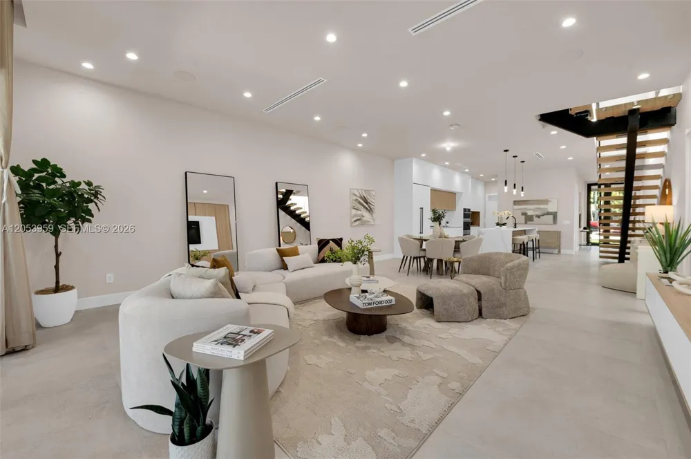 920 NE 17th ave #A Fort Lauderdale, FL 33304