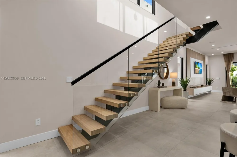 920 NE 17th ave #A Fort Lauderdale, FL 33304