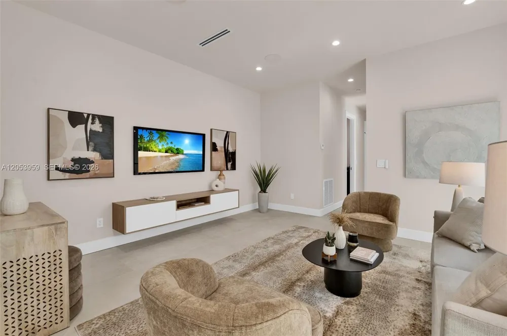 920 NE 17th ave #A Fort Lauderdale, FL 33304
