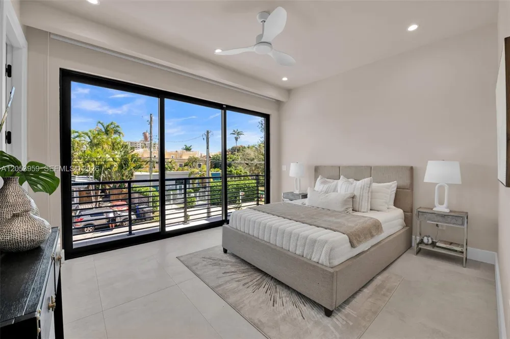 920 NE 17th ave #A Fort Lauderdale, FL 33304