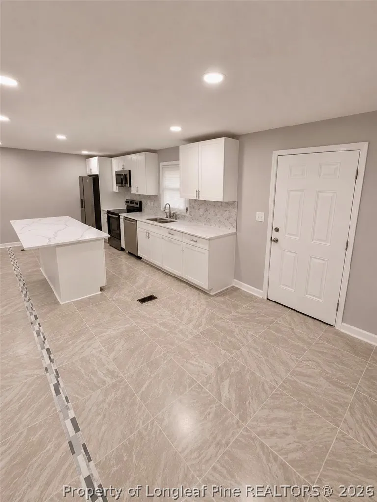 107 S 1st Street Maxton, NC 28364