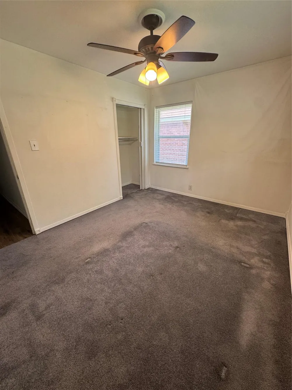 935 Creager Street Houston, TX 77034