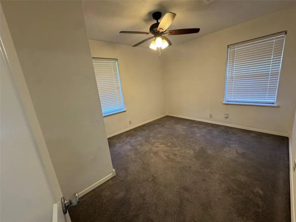 935 Creager Street Houston, TX 77034