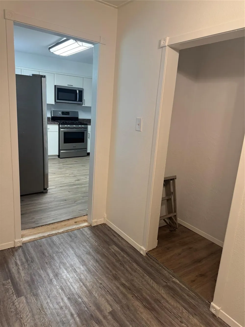 935 Creager Street Houston, TX 77034