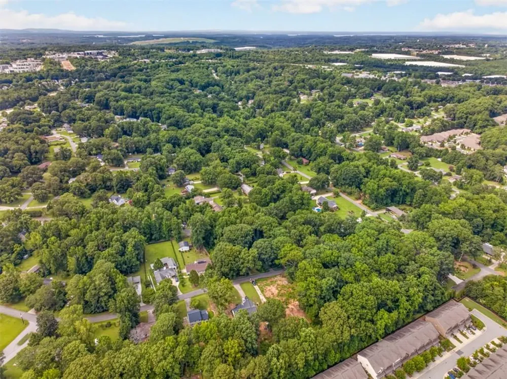 1181 Owen Circle Buford, GA 30518