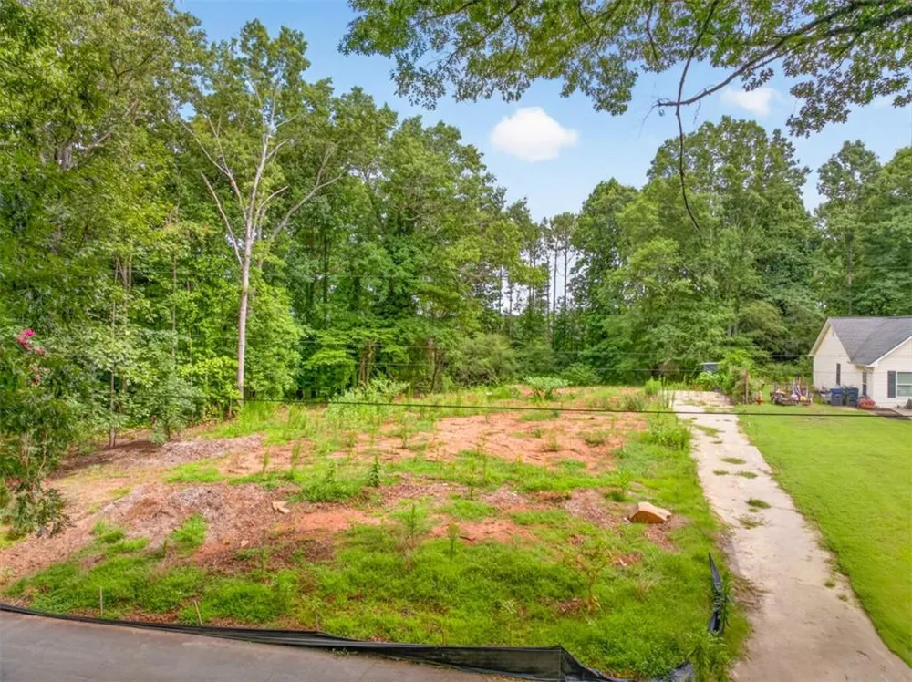 1181 Owen Circle Buford, GA 30518