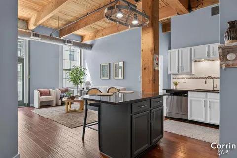 940 Monroe Avenue NW #123