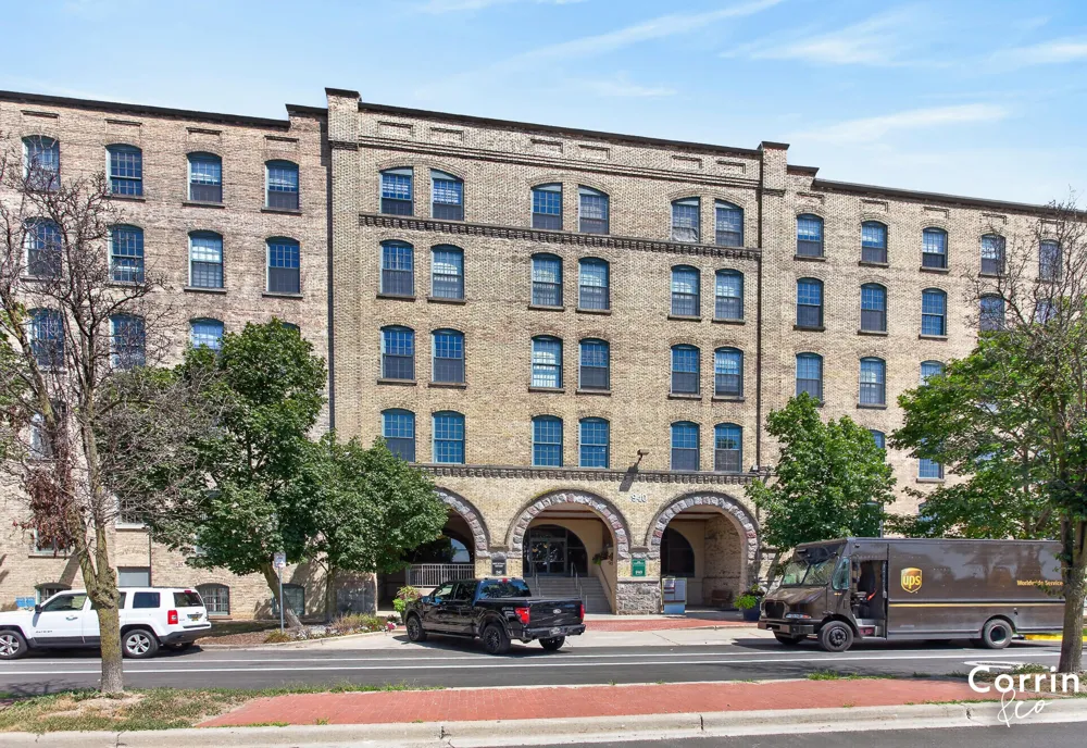 940 Monroe Avenue NW #123 Grand Rapids, MI 49503