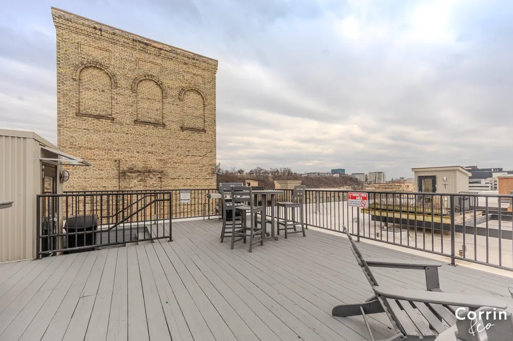 940 Monroe Avenue NW #123 Grand Rapids, MI 49503