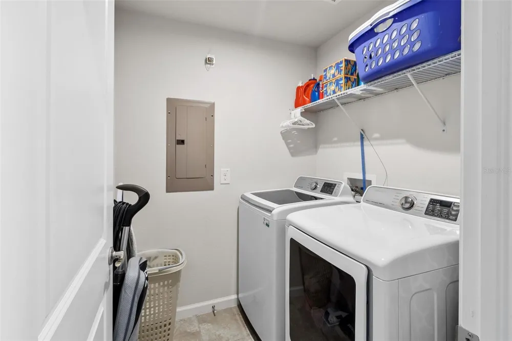 2421 HEARTH DRIVE Odessa, FL 33556