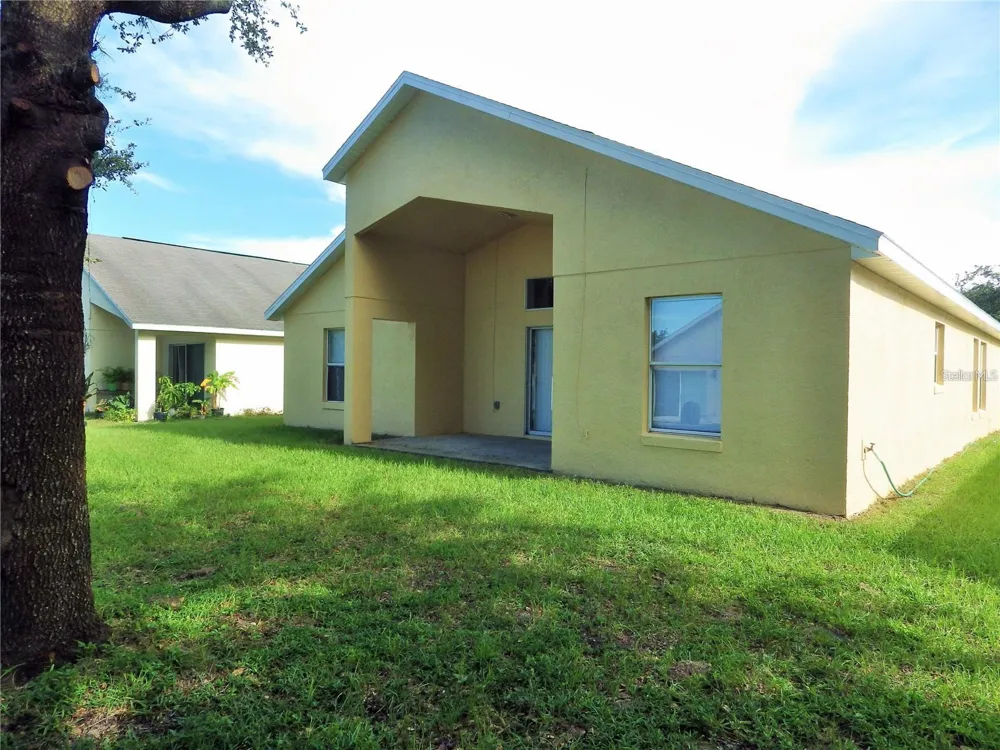 418 ASHLEY PLACE Haines City, FL 33844