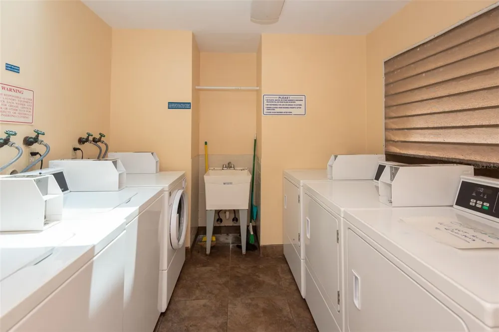 100 GRANT AVENUE #24 Daytona Beach Shores, FL 32118