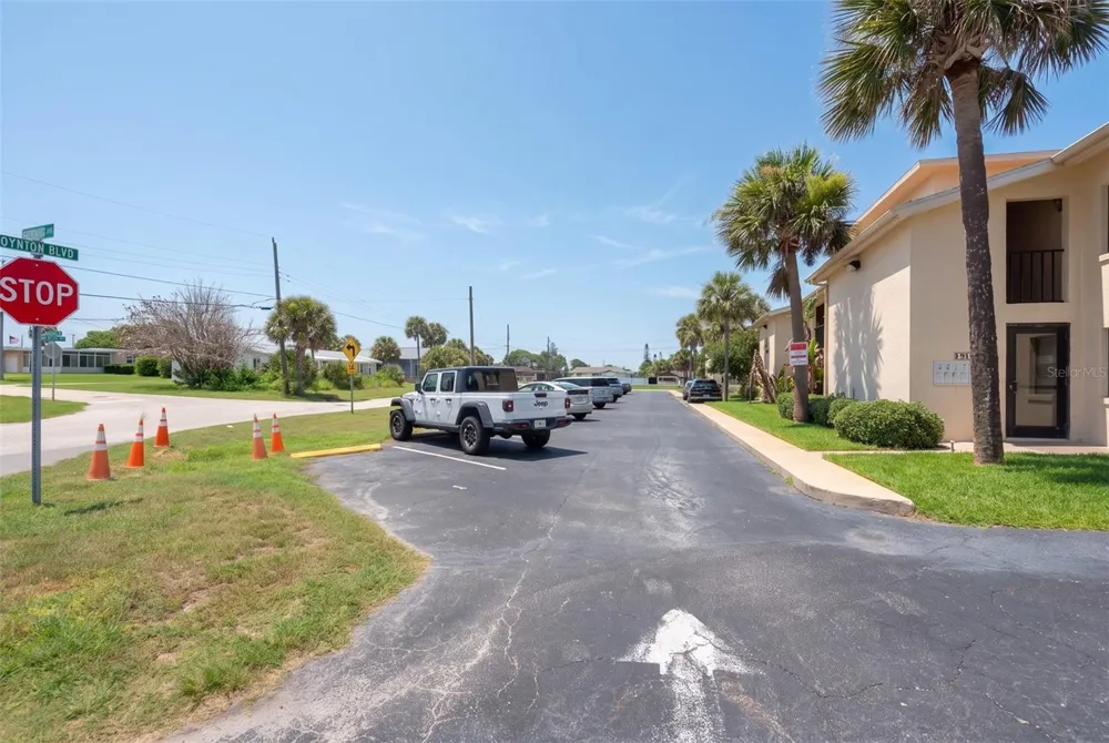 100 GRANT AVENUE #24 Daytona Beach Shores, FL 32118