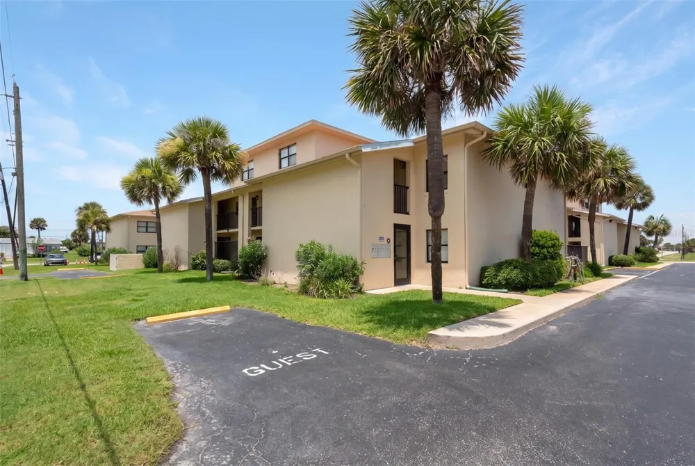 100 GRANT AVENUE #24 Daytona Beach Shores, FL 32118
