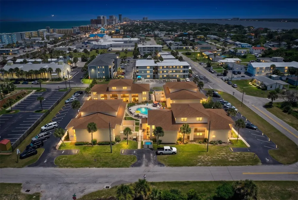 100 GRANT AVENUE #24 Daytona Beach Shores, FL 32118