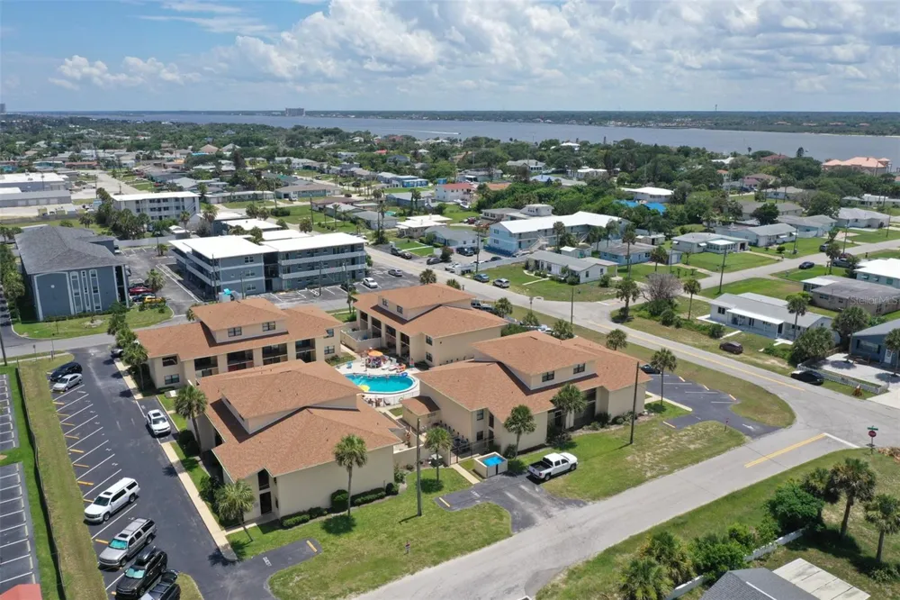 100 GRANT AVENUE #24 Daytona Beach Shores, FL 32118