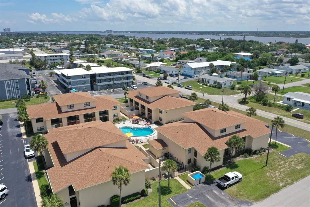 100 GRANT AVENUE #24 Daytona Beach Shores, FL 32118