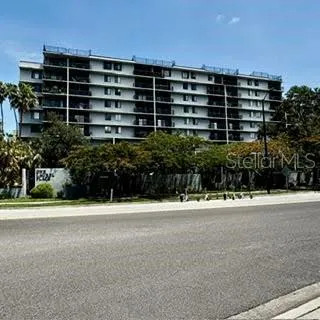 201 W LAUREL STREET #703