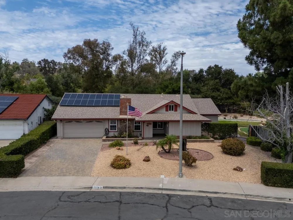13278 Wanesta Dr Poway, CA 92064