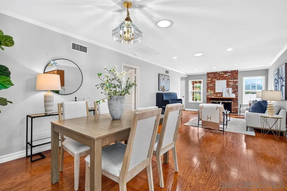 13278 Wanesta Dr Poway, CA 92064