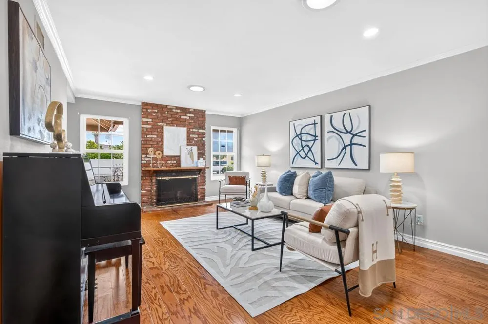 13278 Wanesta Dr Poway, CA 92064