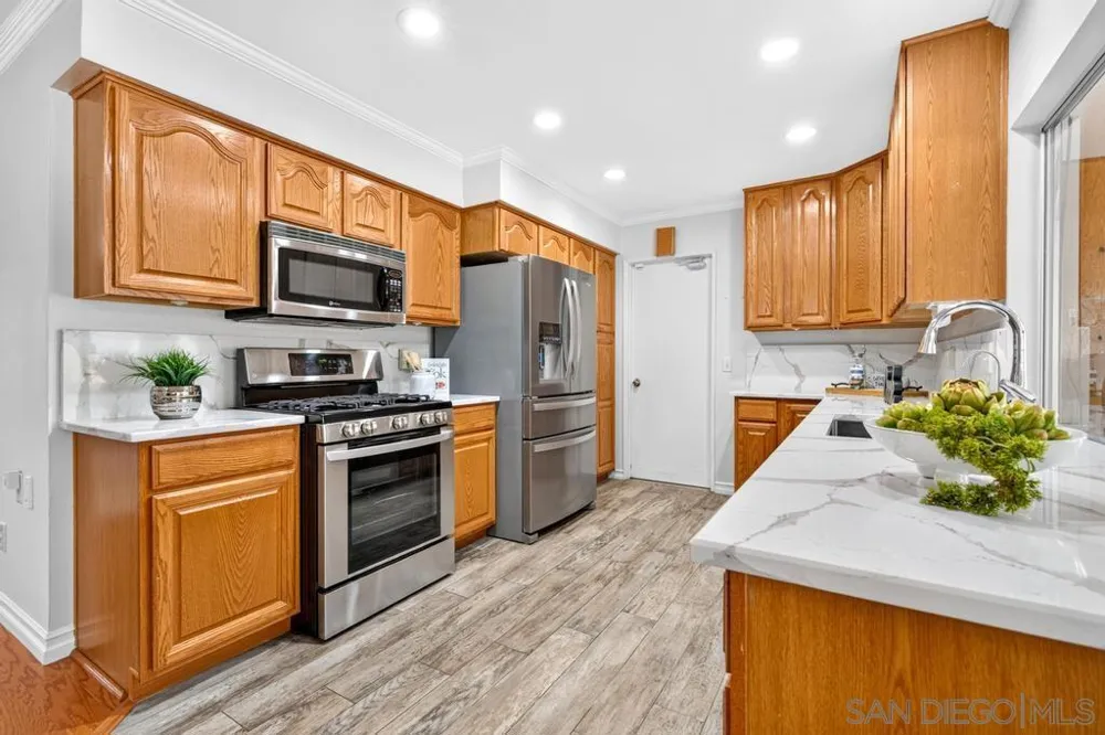 13278 Wanesta Dr Poway, CA 92064
