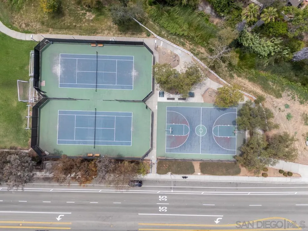 13278 Wanesta Dr Poway, CA 92064