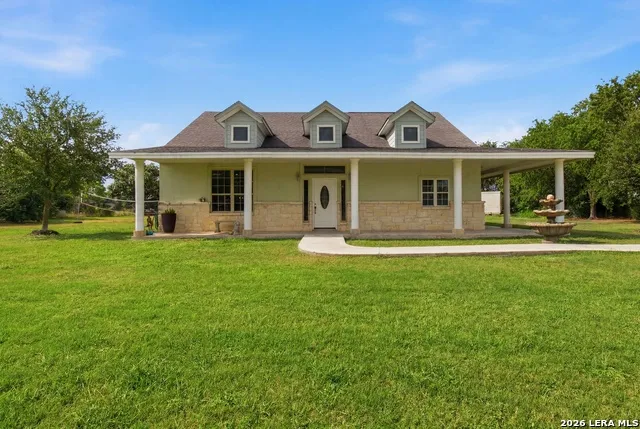 15646 Bexar Bowling Marion, TX 78124