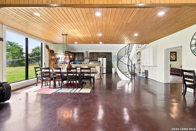 15646 Bexar Bowling Marion, TX 78124