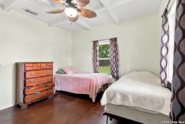 15646 Bexar Bowling Marion, TX 78124
