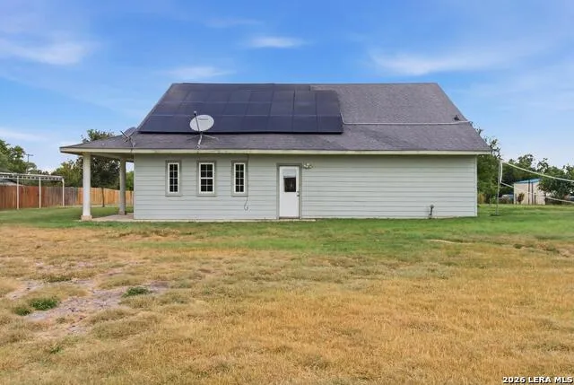 15646 Bexar Bowling Marion, TX 78124
