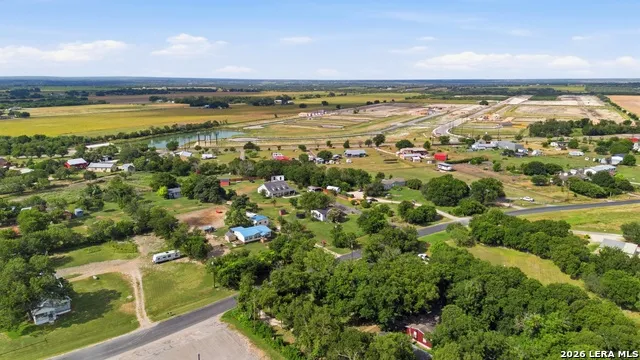 15646 Bexar Bowling Marion, TX 78124