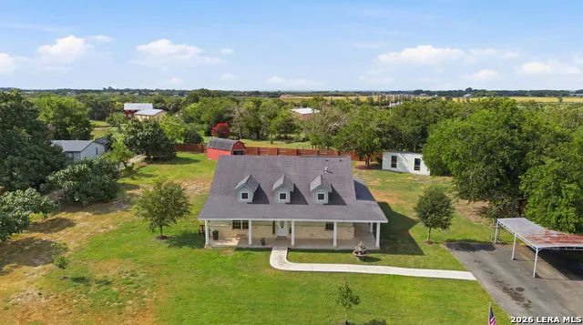 15646 Bexar Bowling Marion, TX 78124