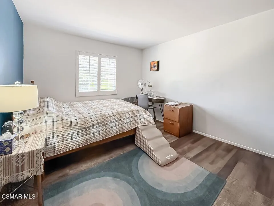 2037 Freesia Avenue Simi Valley, CA 93063
