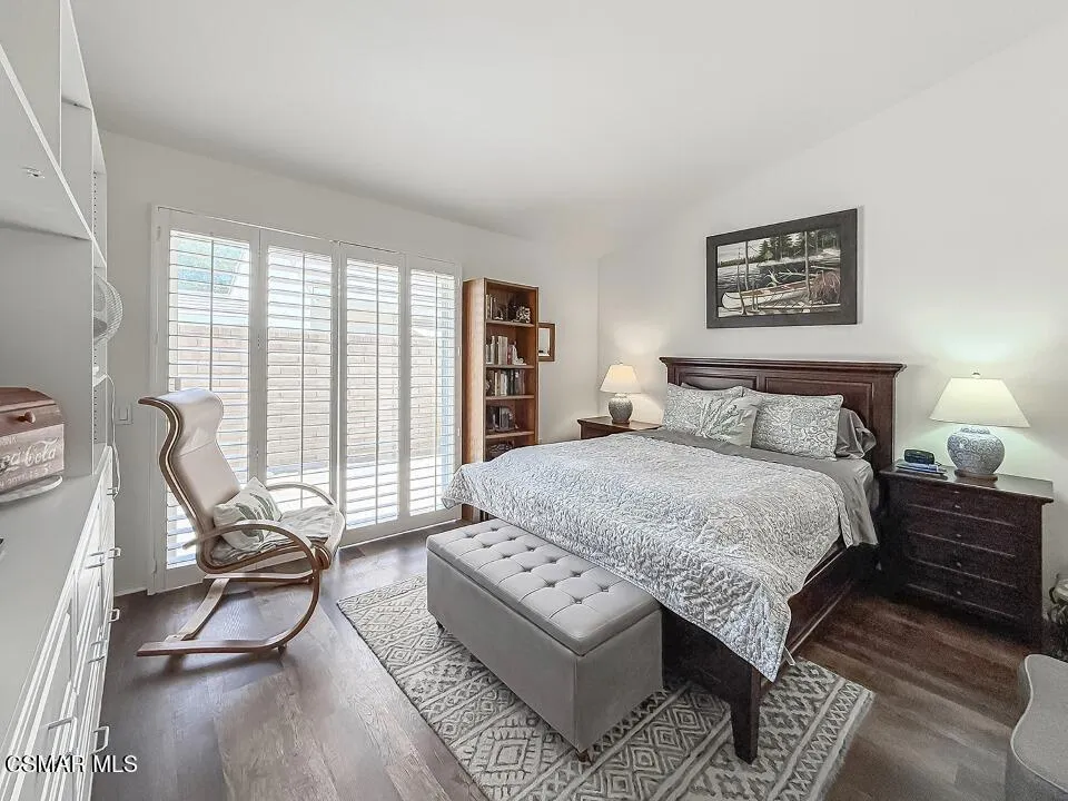 2037 Freesia Avenue Simi Valley, CA 93063