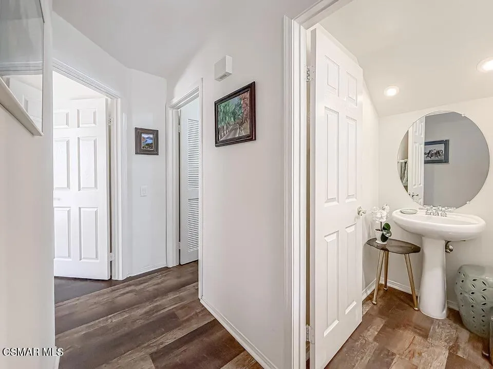 2037 Freesia Avenue Simi Valley, CA 93063