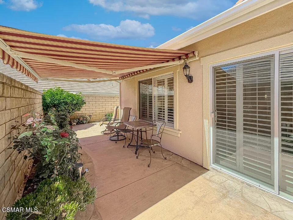 2037 Freesia Avenue Simi Valley, CA 93063
