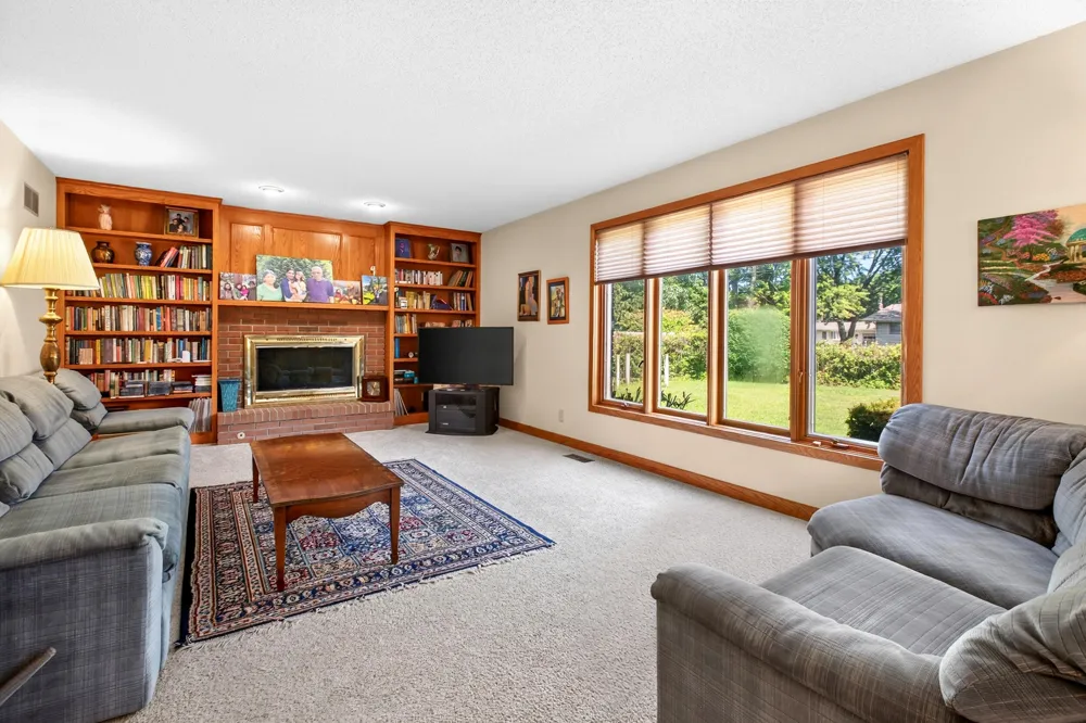 1327 Mulberry Lane St. Joseph, MI 49085