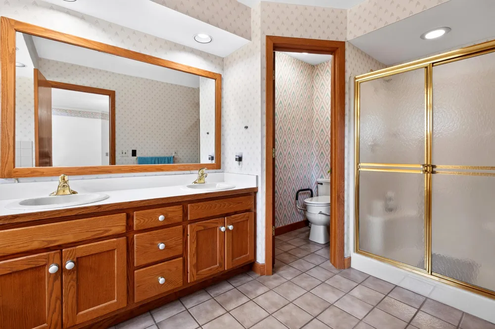 1327 Mulberry Lane St. Joseph, MI 49085
