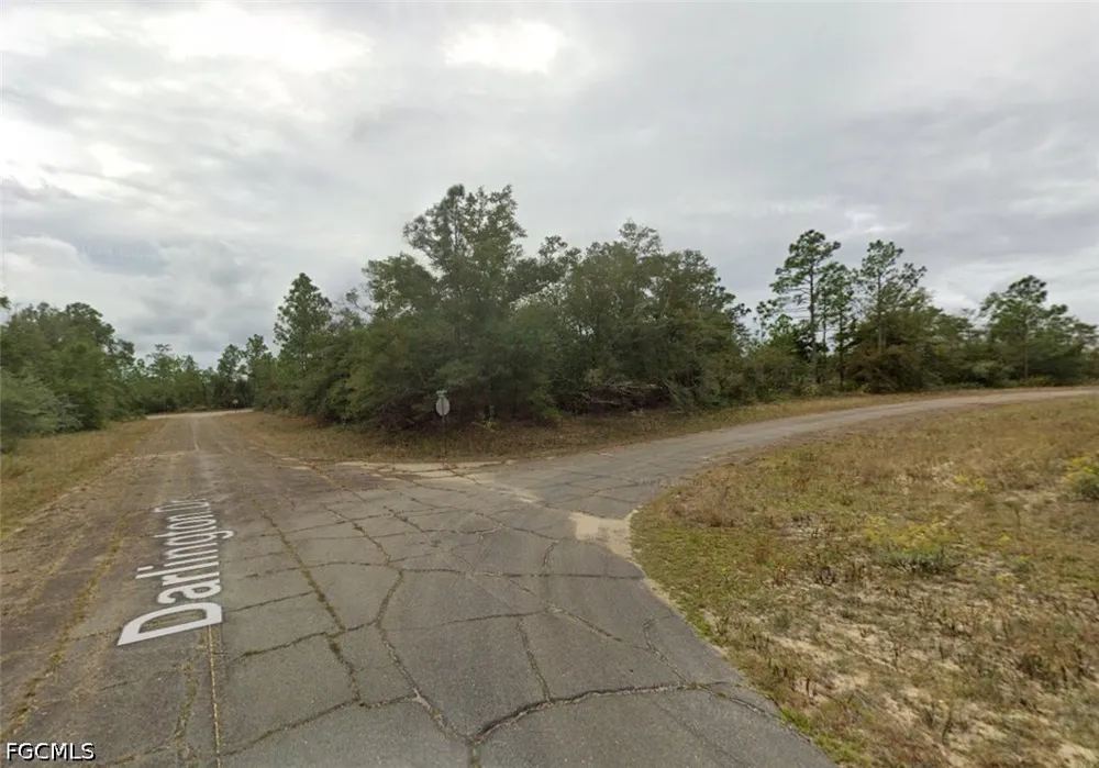 Darlington Drive Chipley, FL 32428