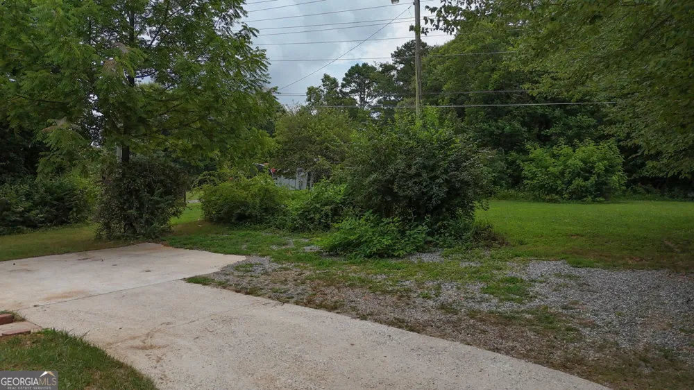 2292 Blacksnake RD Mount Airy, GA 30563