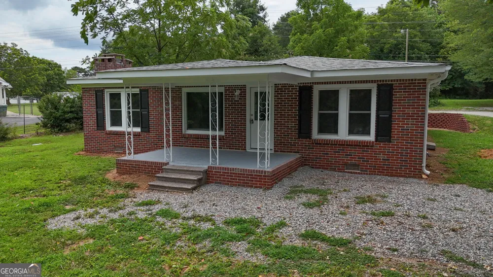 2292 Blacksnake RD Mount Airy, GA 30563