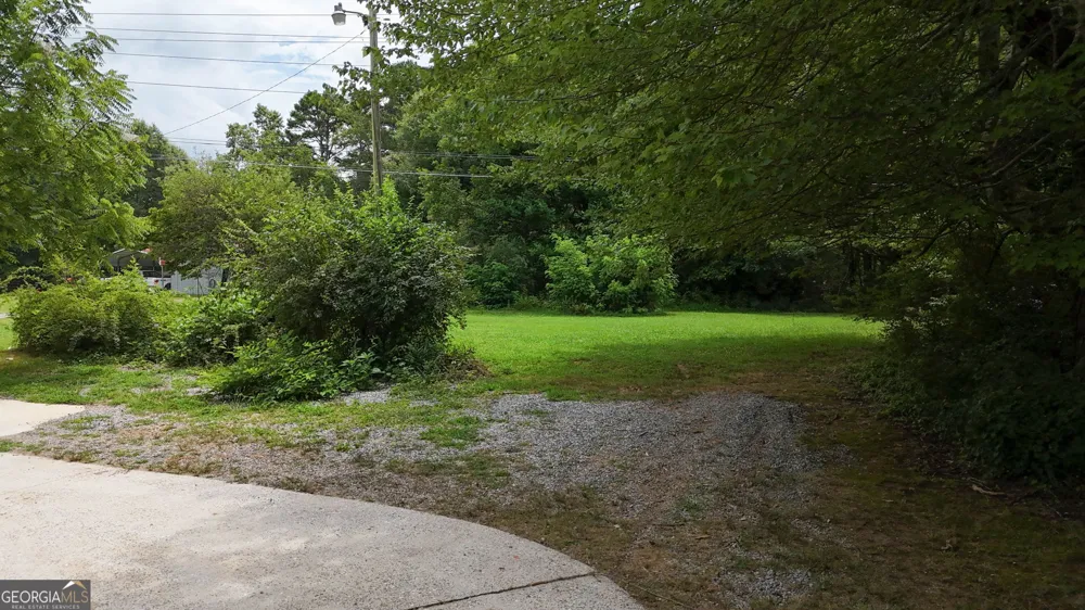 2292 Blacksnake RD Mount Airy, GA 30563