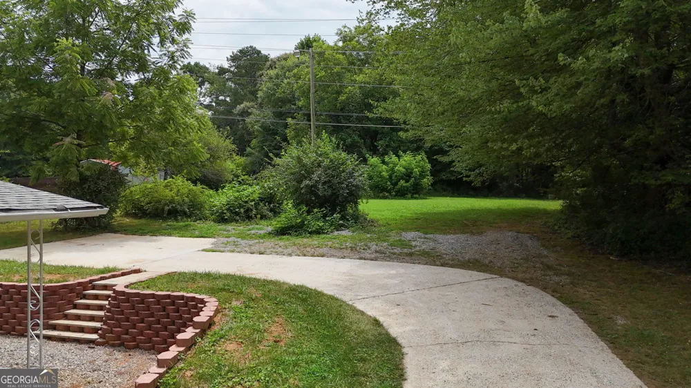 2292 Blacksnake RD Mount Airy, GA 30563